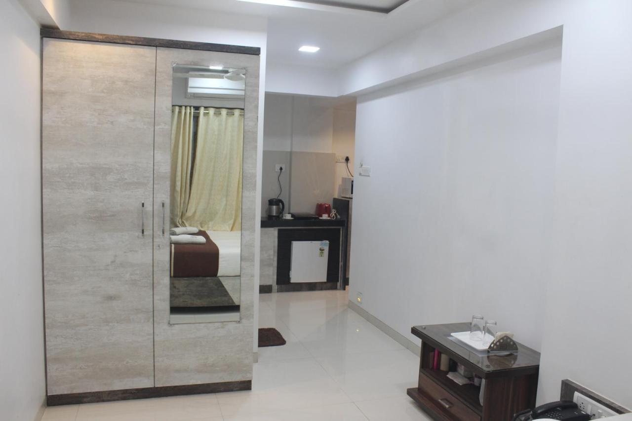 Hotel Park Inn Andheri West Mumbai Bagian luar foto