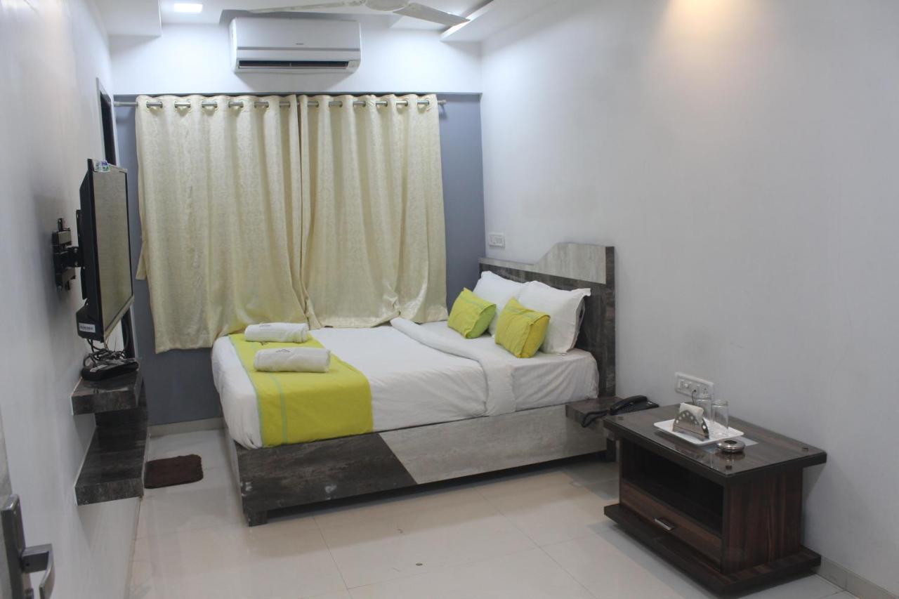 Hotel Park Inn Andheri West Mumbai Bagian luar foto