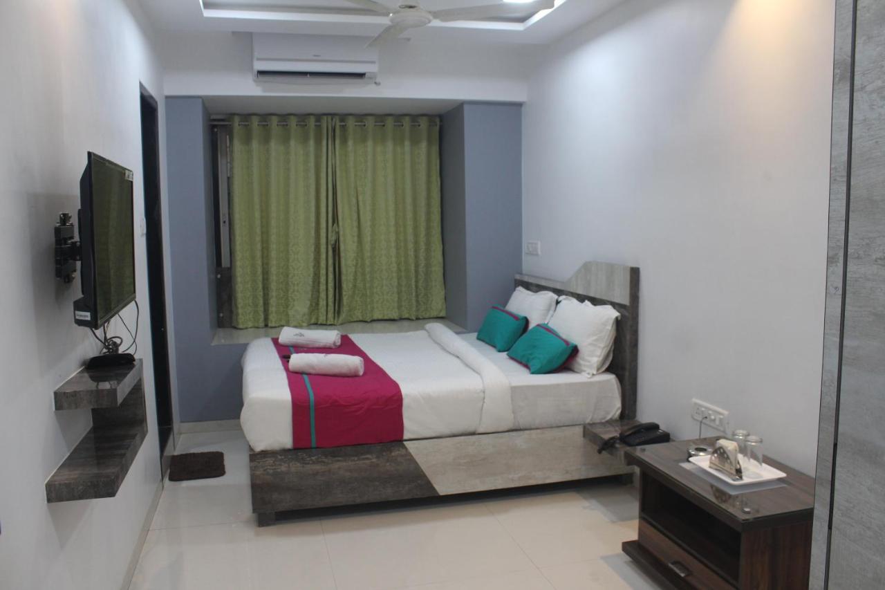 Hotel Park Inn Andheri West Mumbai Bagian luar foto